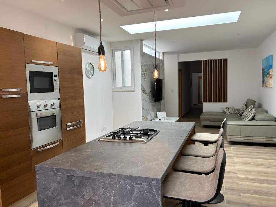 דירות סיינט פול ביי A Flat In The Heart Of Bugibba מראה חיצוני תמונה